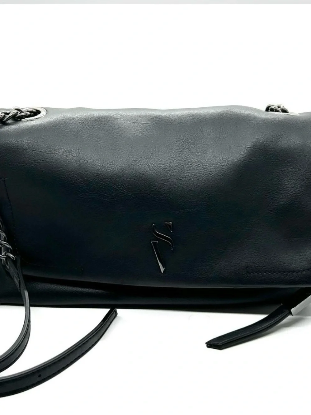 Simply Vera Vera Wang Black Leather Shoulder Bag with Chain Strap Accents
